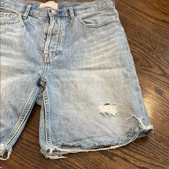 Everlane The Cheeky Long Short Light wash denim Size 28 - Picture 5 of 8